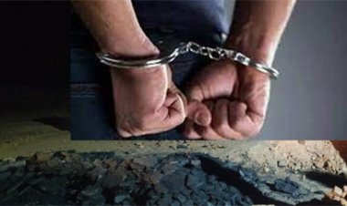 देसी कट्टा और चाकू के साथ पकड़े गए झारखंड के तीन युवक