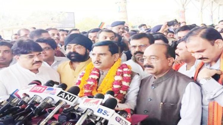 केंद्रीय राज्य मंत्री साहू के स्वागत में पहुंचे डिप्टी सीएम