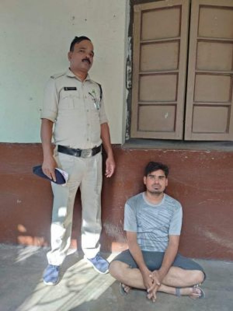 युवती से छेडख़ानी, आरोपी गिरफ्तार