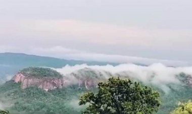 बारिश में निखरी मैनपाट की सुंदरता