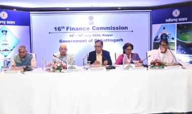 केंद्रीय वित्त आयोग के दल ने उद्योग और वाणिज्य संगठनों के प्रतिनिधियों के साथ की चर्चा