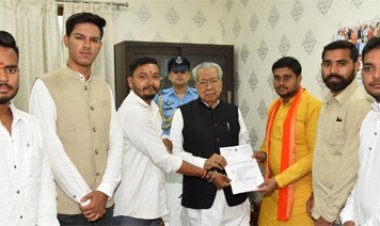 राज्यपाल श्री हरिचंदन से अखिल भारतीय विद्यार्थी परिषद के सदस्यों ने की सौजन्य भेंट