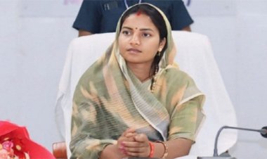 नया ट्रांसफार्मर लगने से जगमगाया रमेशपुर : ग्रामीणों में छाई खुशी की लहर