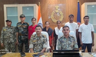 19 लाख के पांच इनामी नक्सलियों ने किया सरेंडर