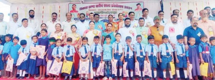 बच्चों को पढ़ाने के लिए पालकों का जागरूक होना जरूरी