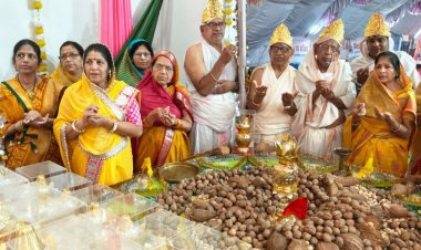 राजधानी के जैन मंदिरों में बरस रहा भक्ति रस:इच्छाओं की पूरी तरह समाप्ति ही मोक्ष की प्राप्ति है- आचार्य विनम्र सागर
