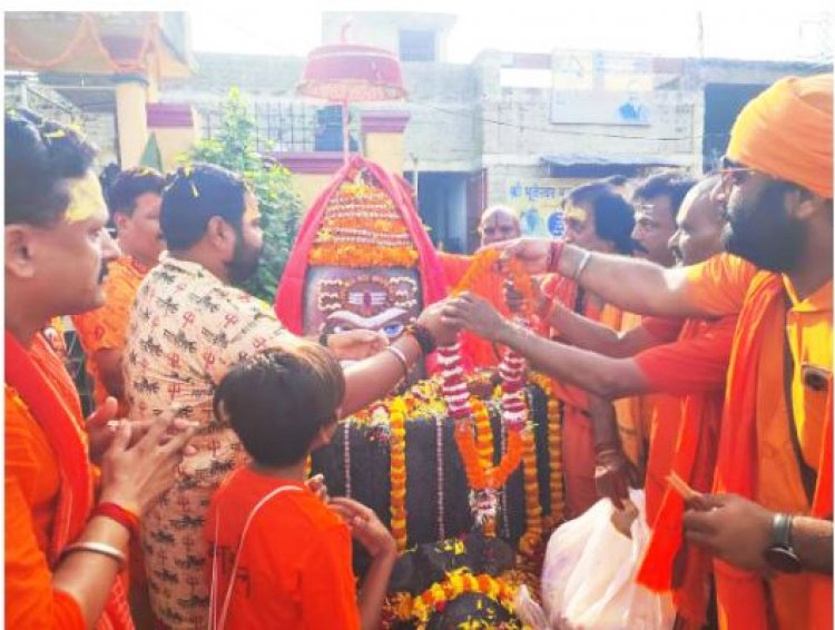 बोल बम सेवा समिति ने निकाली भोलेनाथ की शाही सवारी