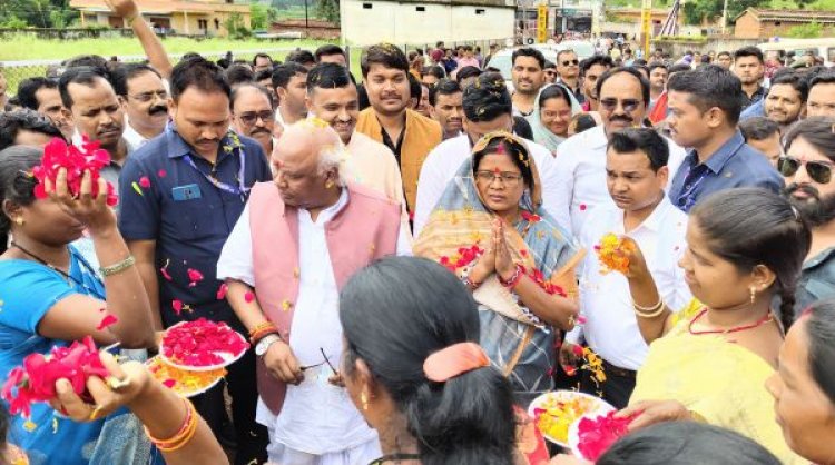 4 करोड़ 82 लाख के कार्यों का भूमिपूजन-लोकार्पण में पहुंचे सांसद व विधायक