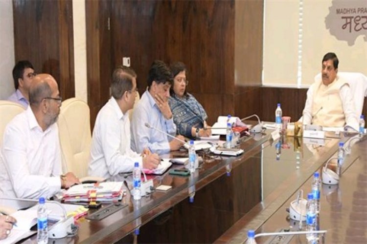 किफायती दरों पर रेत उपलब्ध कराने के लिए पत्थरों से निर्मित होने वाली "एम-सैण्ड" को करें प्रोत्साहित - मुख्यमंत्री डॉ. यादव