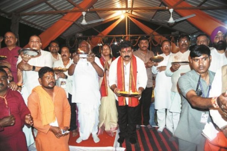 डिप्टी सीएम शर्मा ने गणपति धाम में की पूजा-अर्चना