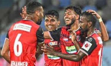 नॉर्थईस्ट यूनाइटेड एफसी ने मुंबई सिटी एफसी को 3-0 से हराया