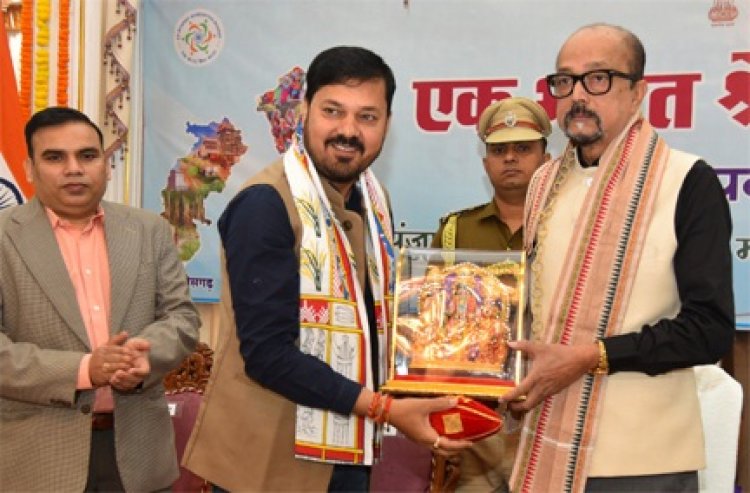 सांस्कृतिक विविधता हमें समृद्ध और शक्तिशाली बनाती है - राज्यपाल डेका