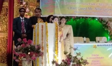 'तकनीक से 40 हजार करोड़ की हुई बचत':कानपुर में केंद्रीय मंत्री नितिन गडकरी ने कहा, नॉलेज से बदल सकते हैं पूरी दुनिया