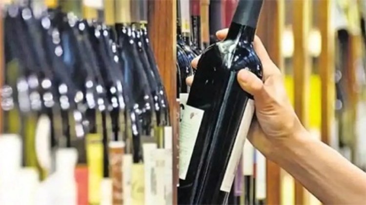 रायपुर में नकली होलोग्राम और ढक्कन लगी शराब का भंडाफोड़, दो गिरफ्तार…