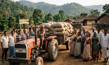 छत्तीसगढ़ के गांव में पहली बार राशन पहुंचा, आदिवासियों की दशकों पुरानी परेशानी खत्म